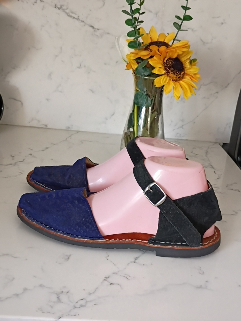 ZERO InMARIA CORNEJO Navy Blue and Black Closed-Toe Sandals